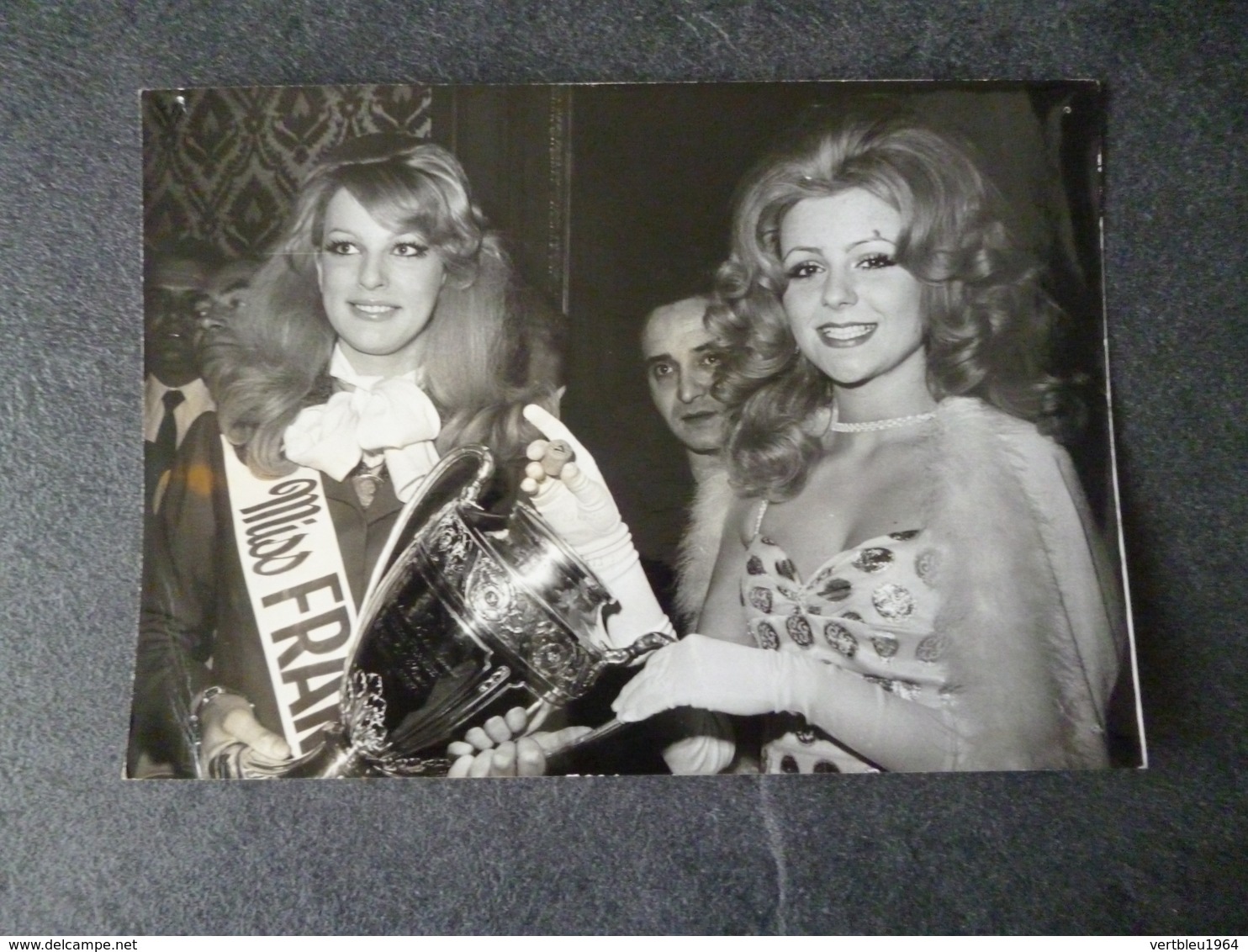 Chantal Bouvier Miss France 1972  / Claudine Cassereau Miss Poitou Photo - Non Classés