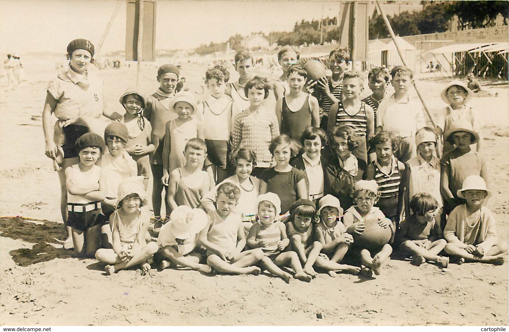 17 - CHATELAILLON - Carte Photo D'enfants Sur La Plage En 1930 - Châtelaillon-Plage