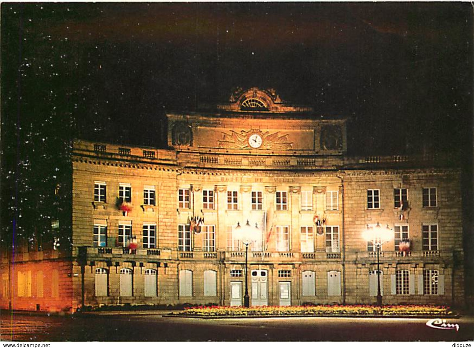61 - Alençon - Hôtel De Ville De Nuit - Voir Scans Recto-Verso - Alencon