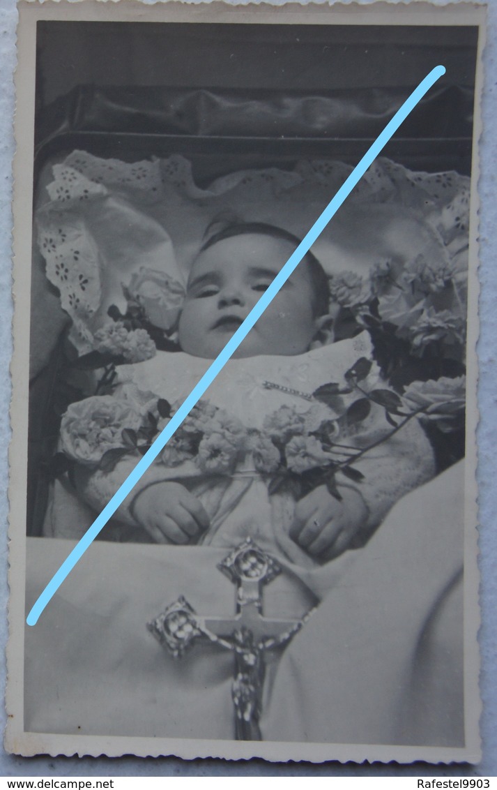 Photo POST MORTEM Enfant Child Circa 1936 Né à WIERIES Mort à ELOUGES - Sonstige & Ohne Zuordnung