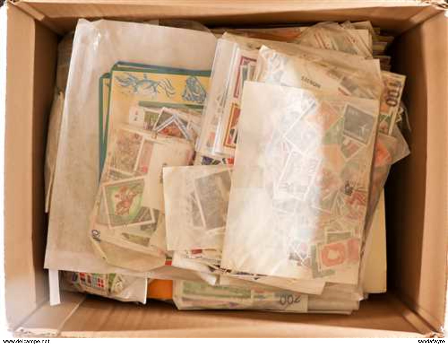 WORLD PACKET HOARD Mostly 20th Century Stamps In Various Packets, Packs & Envelopes, Mainly Various Commemorative & Pict - Autres & Non Classés