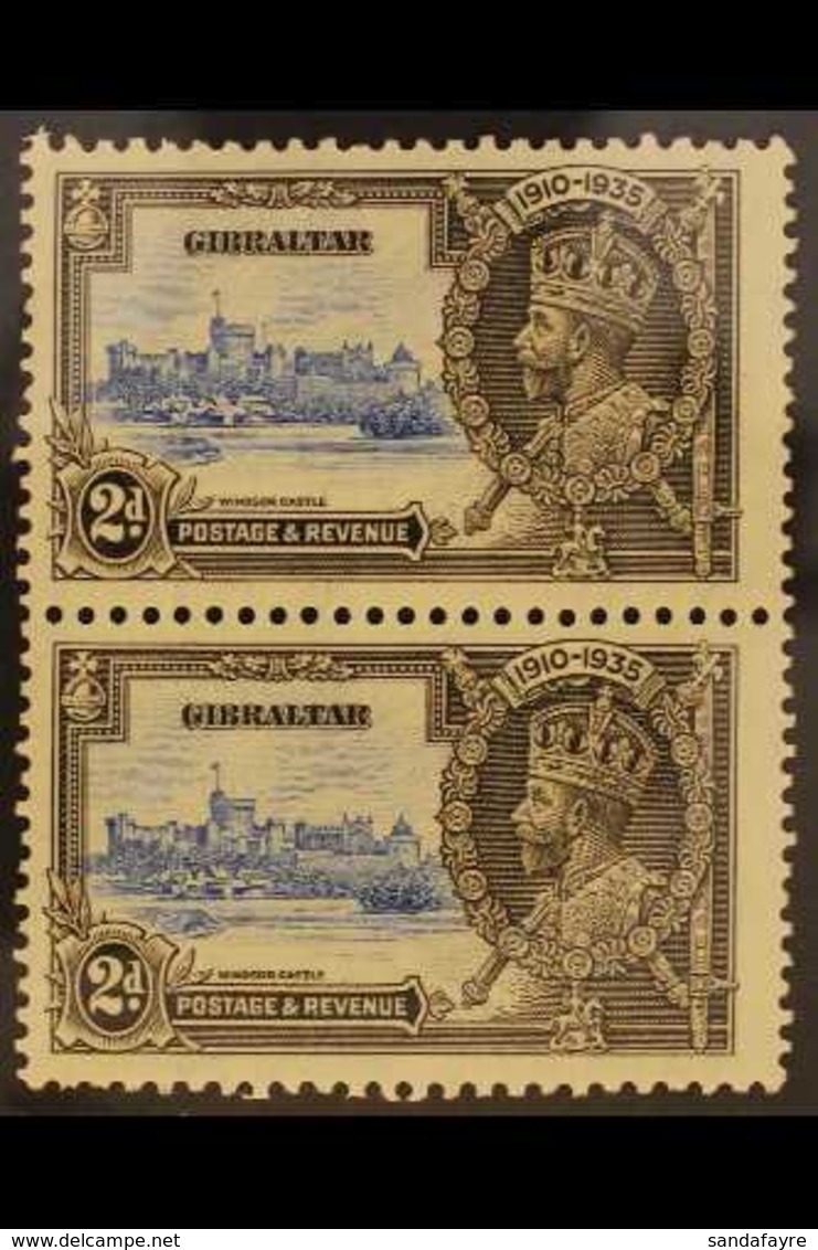 1935 JUBILEE VARIETY 2d Ultramarine & Grey Black Vertical Pair, Top Stamp Bearing "EXTRA FLAGSTAFF" Variety, SG 114/114a - Gibraltar