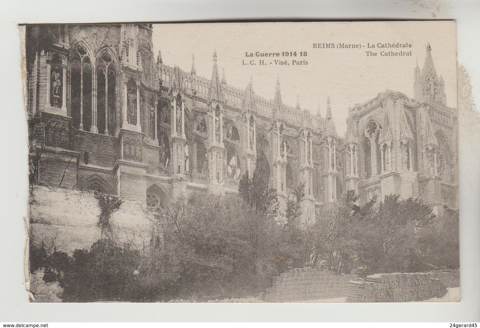 3 CPA REIMS (Marne) GUERRE 1914/18 - Abside Cathédrale, La Cathédrale, Cathédrale Vue De La Rue De L'Ecole De Médecine - Reims