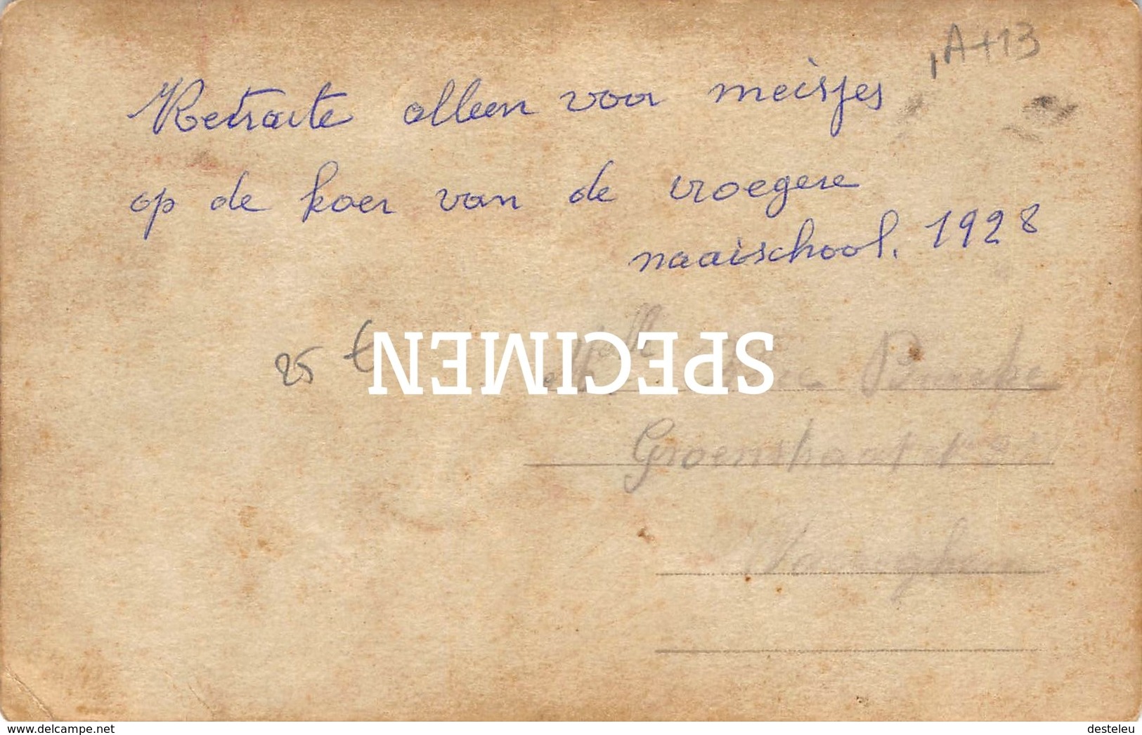 Fotokaart Retraite Alleen Voor Meisjes Op De Koer Van De Vroegere Naaischool 1928 - Waregem - Waregem