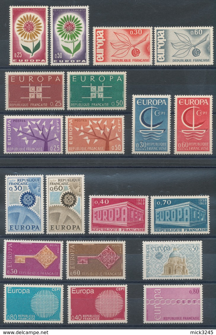 Lot De 20 Timbres** Europa 1962 à 1971 - Unused Stamps