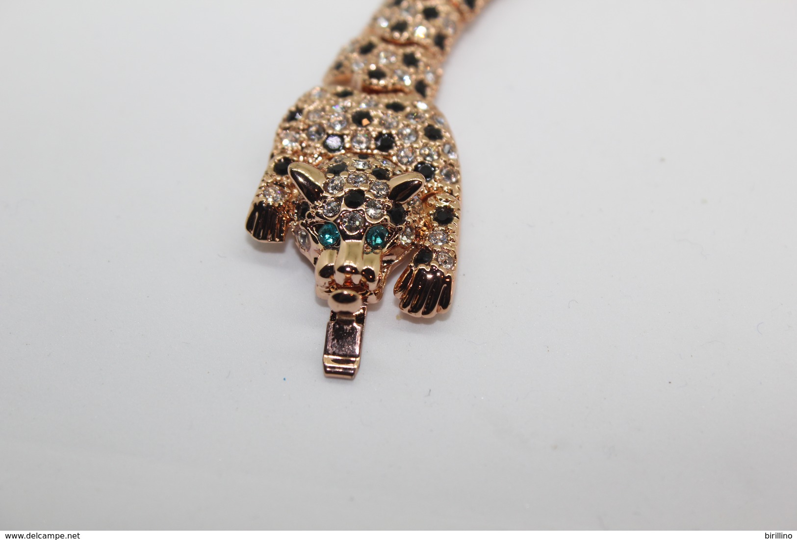 A61000 - Bracciale In Argento Sterling Placcato Oro Raffigurante Un Leopardo. - Bracelets