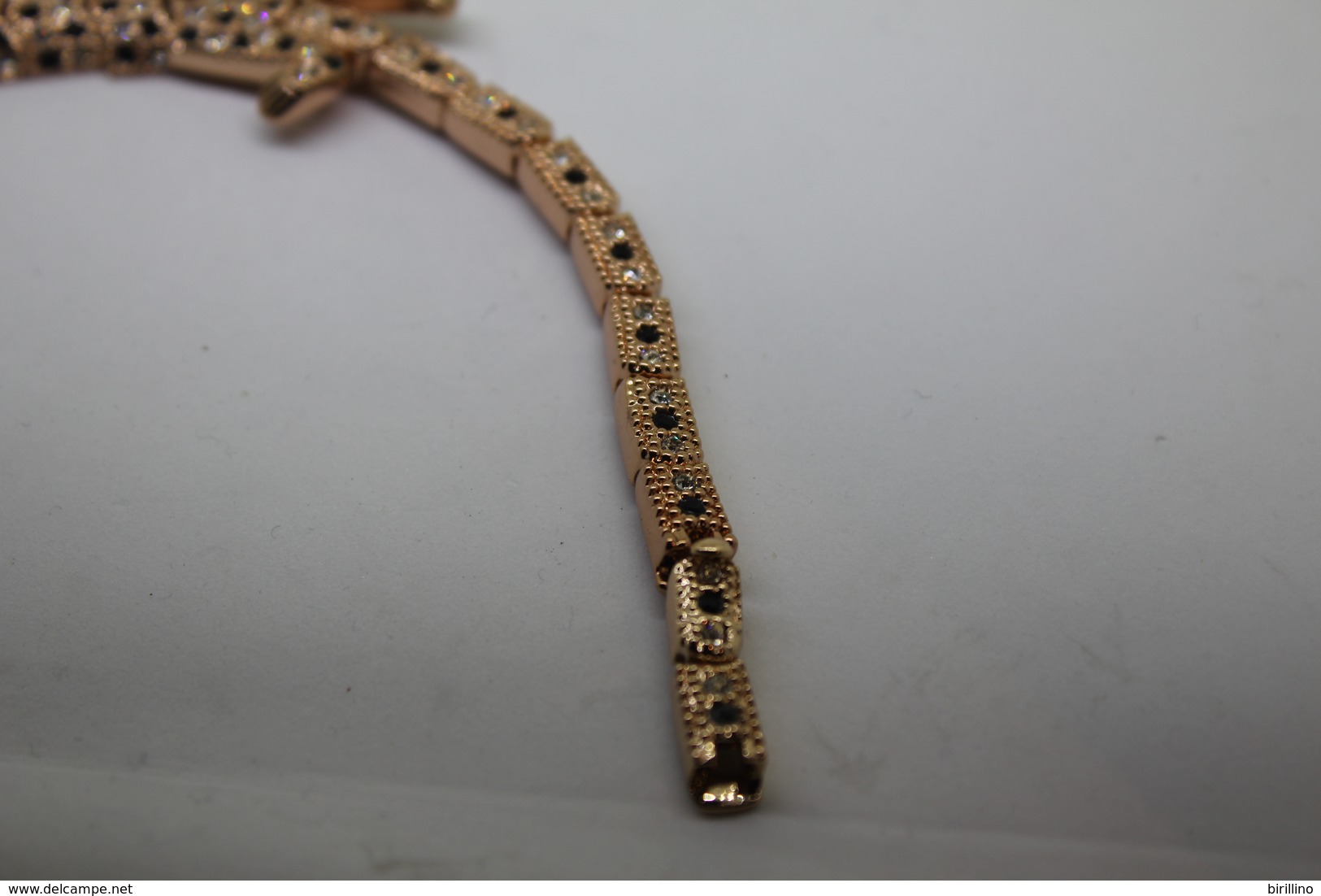 A61000 - Bracciale In Argento Sterling Placcato Oro Raffigurante Un Leopardo. - Bracelets