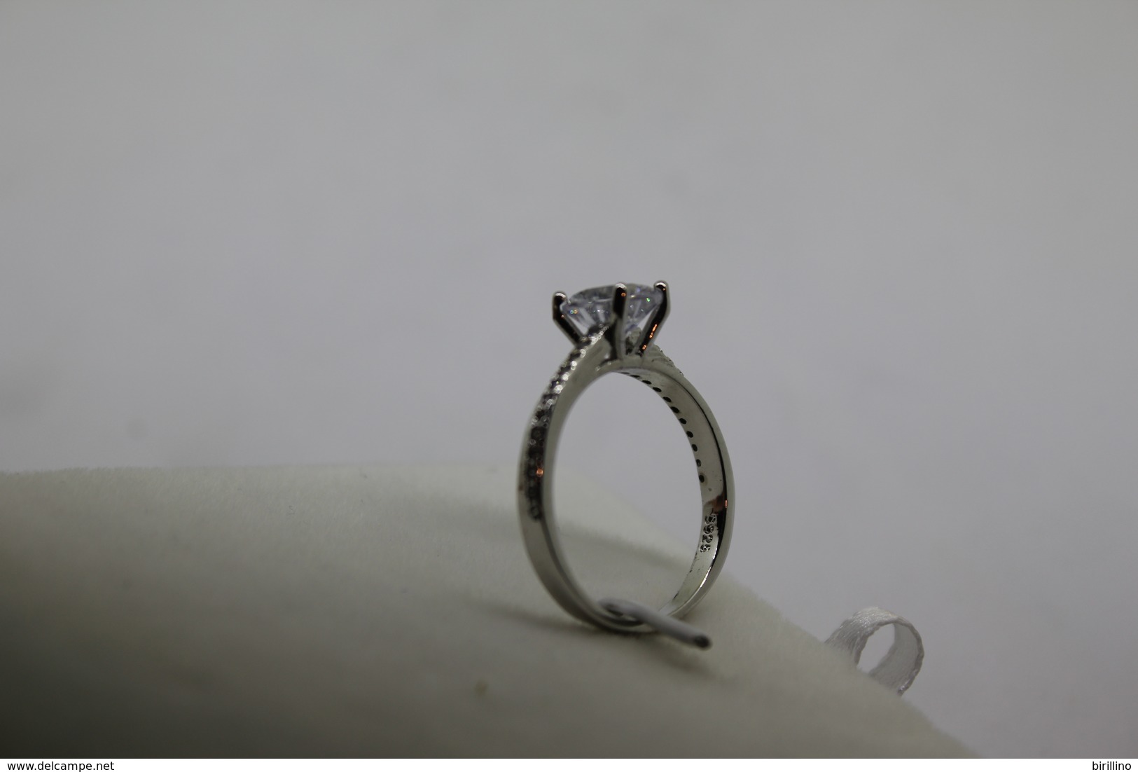 A60051/1 - Anello solitario in argento sterling incastonato con pietra bianca - Misura 6