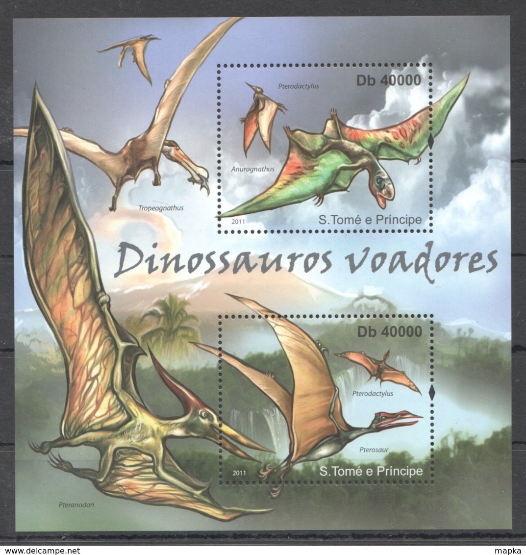 BC911 2011 TOME E PRINCIPE FAUNA REPTILES DINOSAURS DINOSSAUROS VOADORES 1BL MNH - Prehistóricos