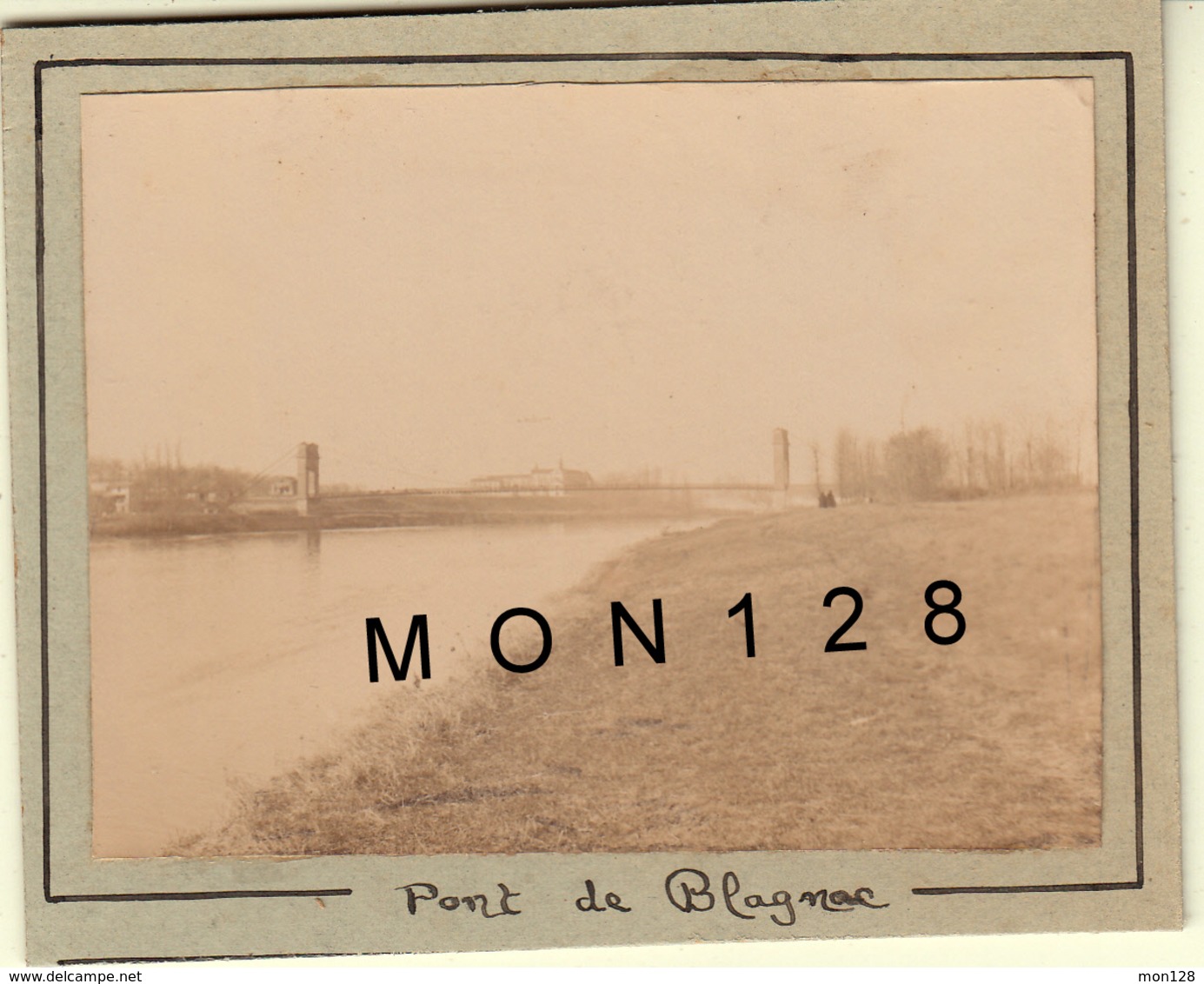 BLAGNAC (33) 4 PHOTOS TRES ANCIENNES COLLES SUR CARTON DUR - Anciennes (Av. 1900)