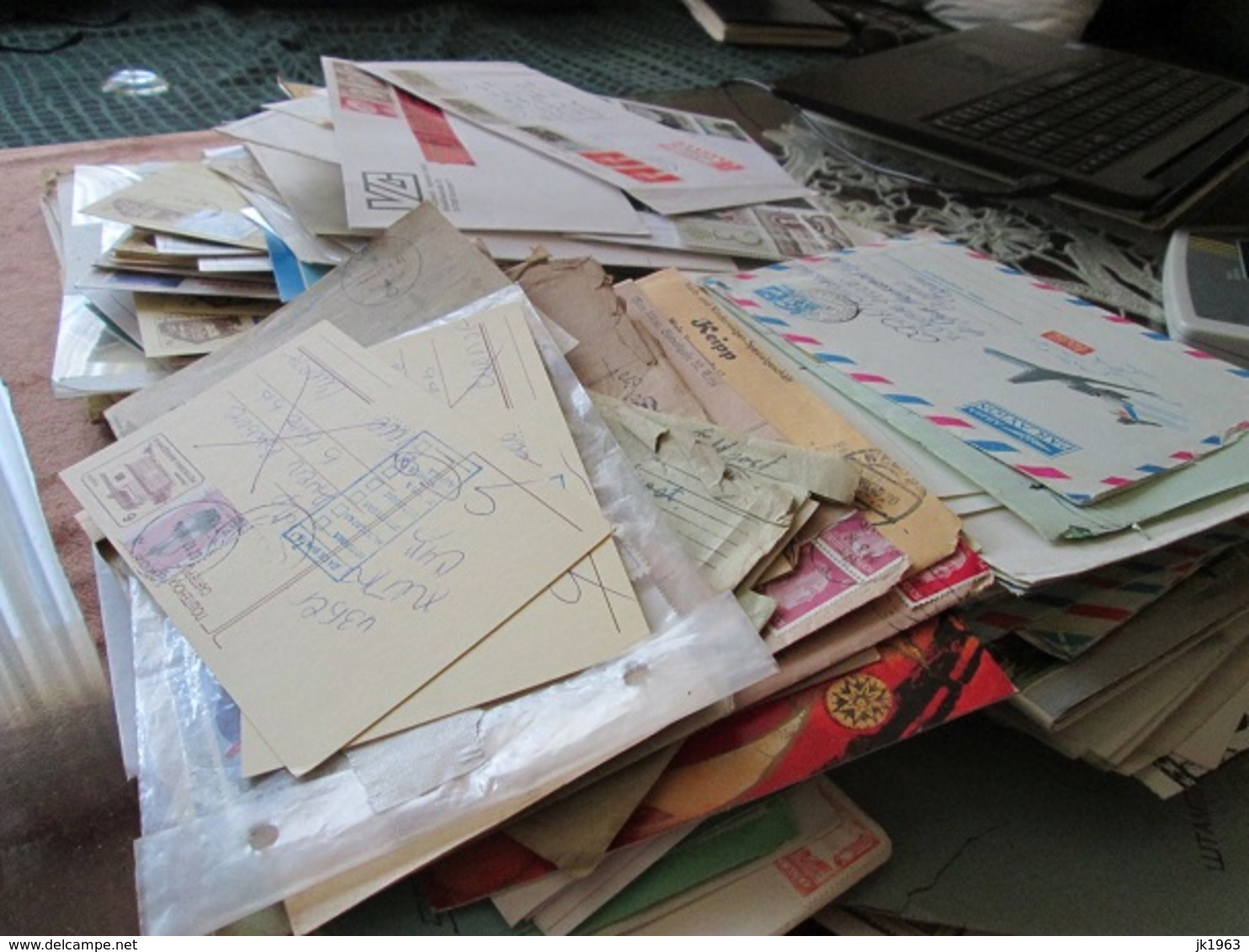 BIG LOT, 2 Kg,  ABOUT 1500 WORLDWIDE STAMPS, DOCUMENTS WITH  TAX STAMPS, 300+ COVERS POSTCARDS , AND OTHER - Lots & Kiloware (mixtures) - Min. 1000 Stamps