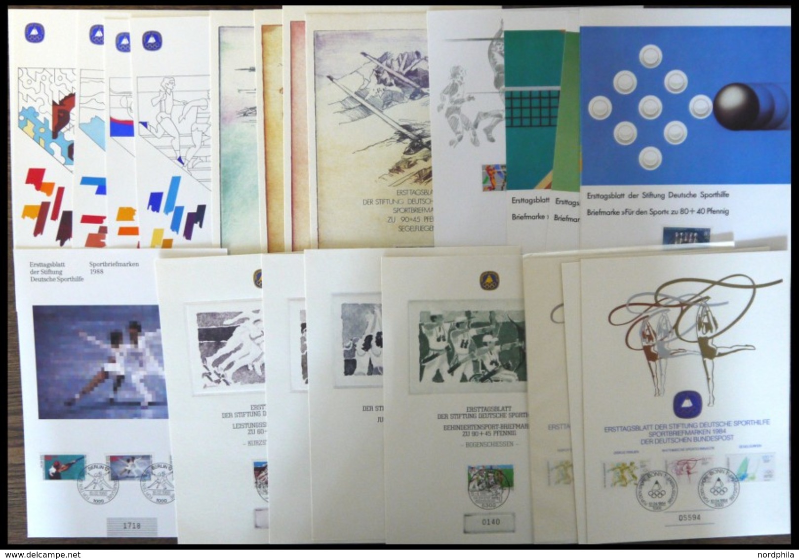 SLG., LOTS DEUTSCHLAND 1981-90, 25 Fast Nur Verschiedene Großformatige (DIN A4) Ersttagsblätter Bundesrepublik Und Berli - Colecciones