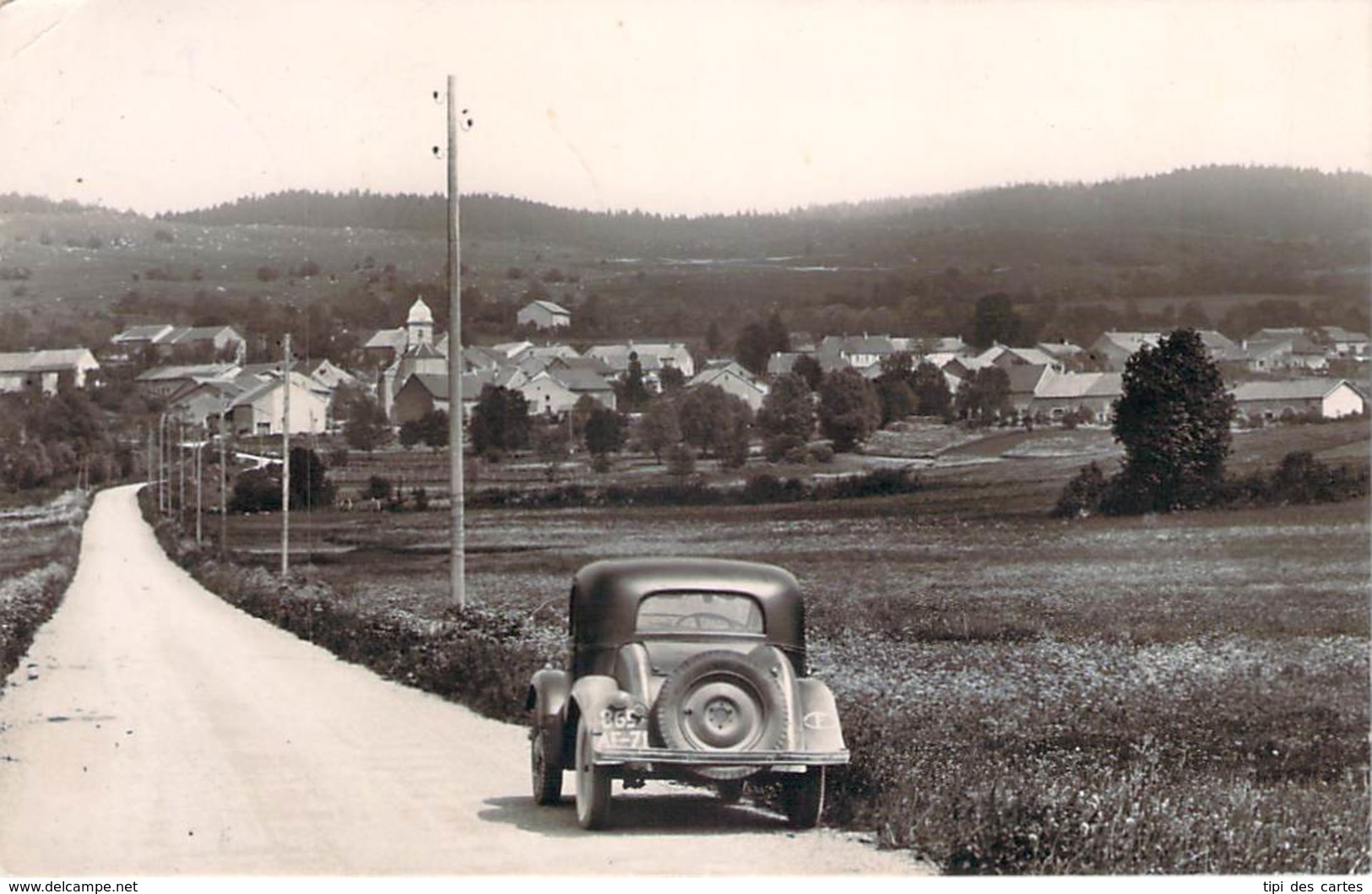 39 - St-Maurice - Vue Générale, Route De Clairvaux (automobile) - Other & Unclassified