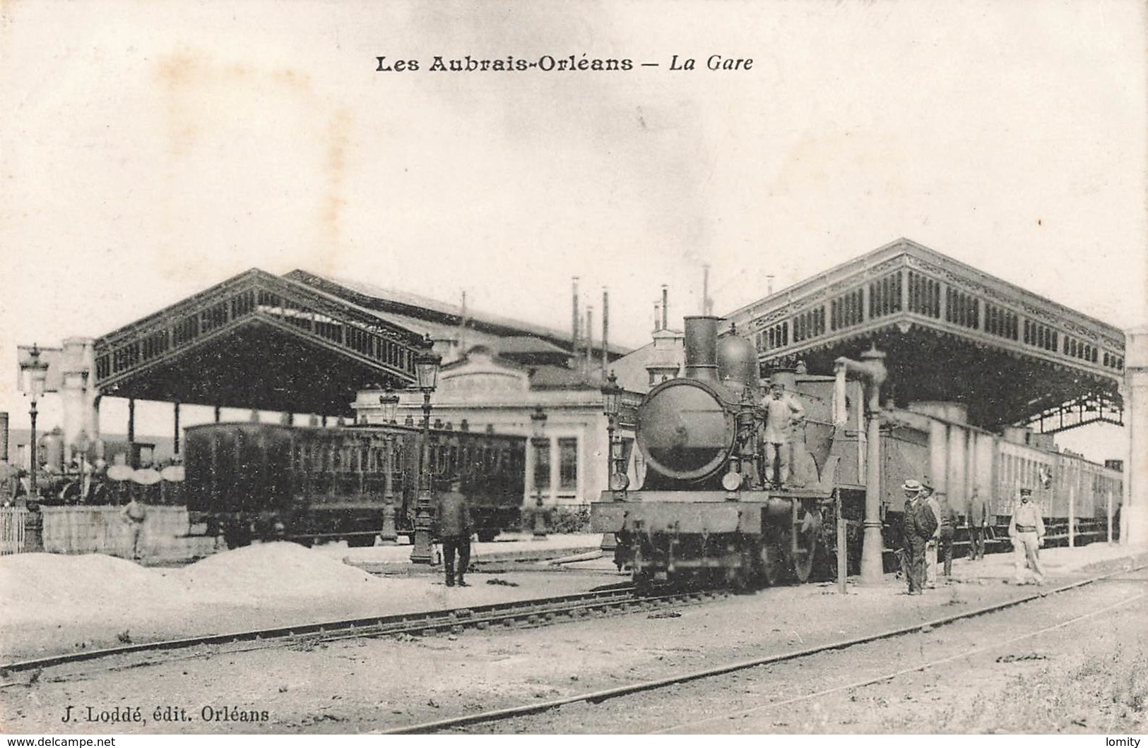 Gare Avec Train Les Aubrais Orleans Locomotive à Vapeur Cheminot Cheminots Cachet Militaire Bleu Gare Des Aubrais 1917 - Gares - Avec Trains