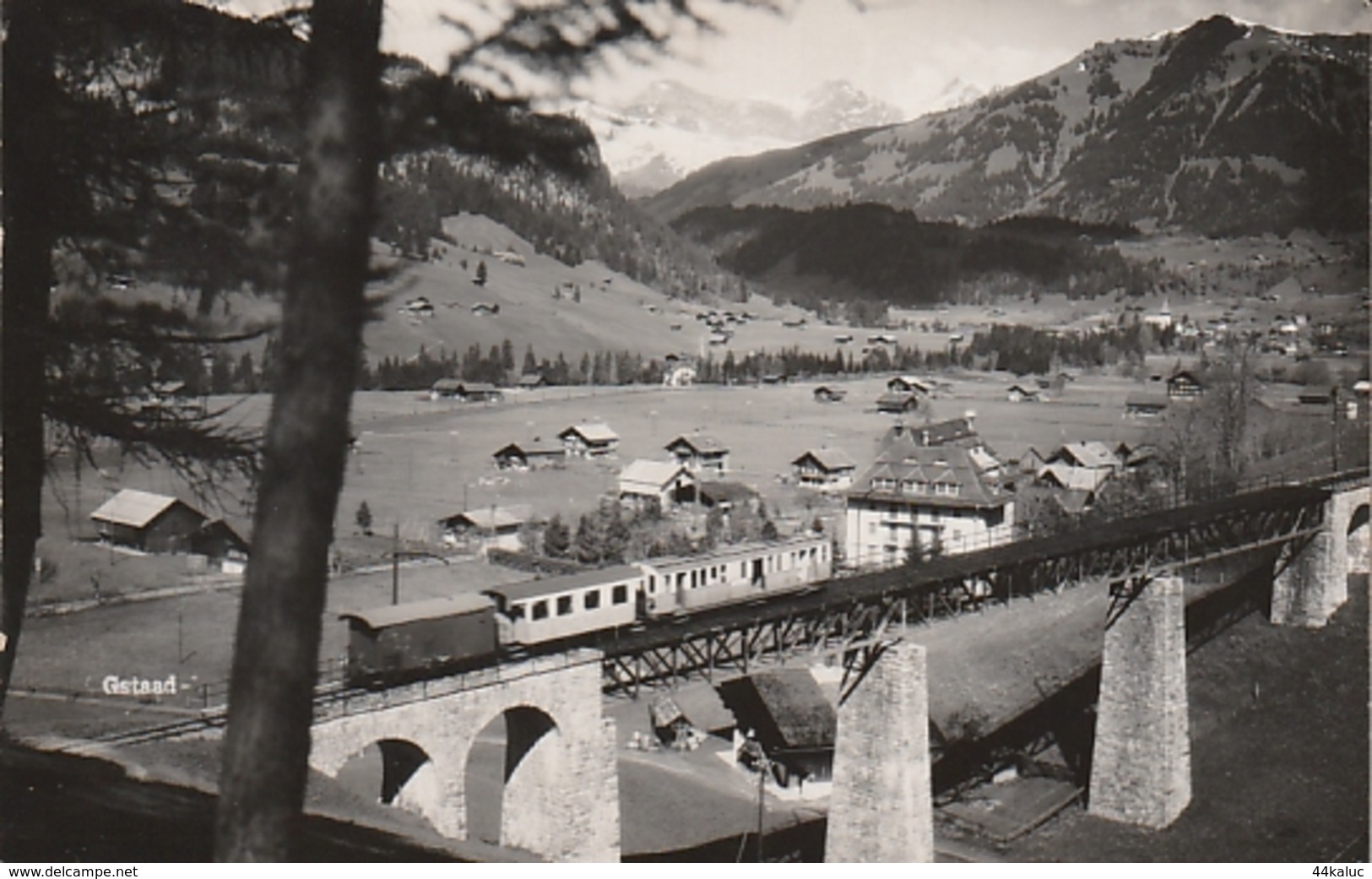 GSTAAD  Pont Avec Train (scan Recto Verso) - Gstaad