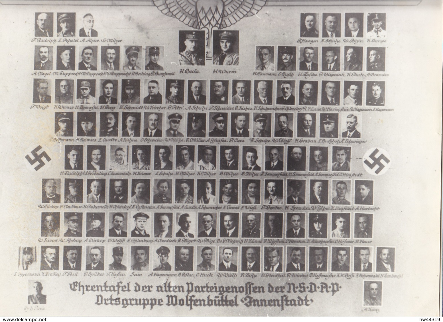 Ehrentafel Der Alten Parteigenossen Der NSDAP Ortsgruppe WOLFENBÜTTEL Innenstadt Foto Ca. 24x30cm - Sonstige & Ohne Zuordnung