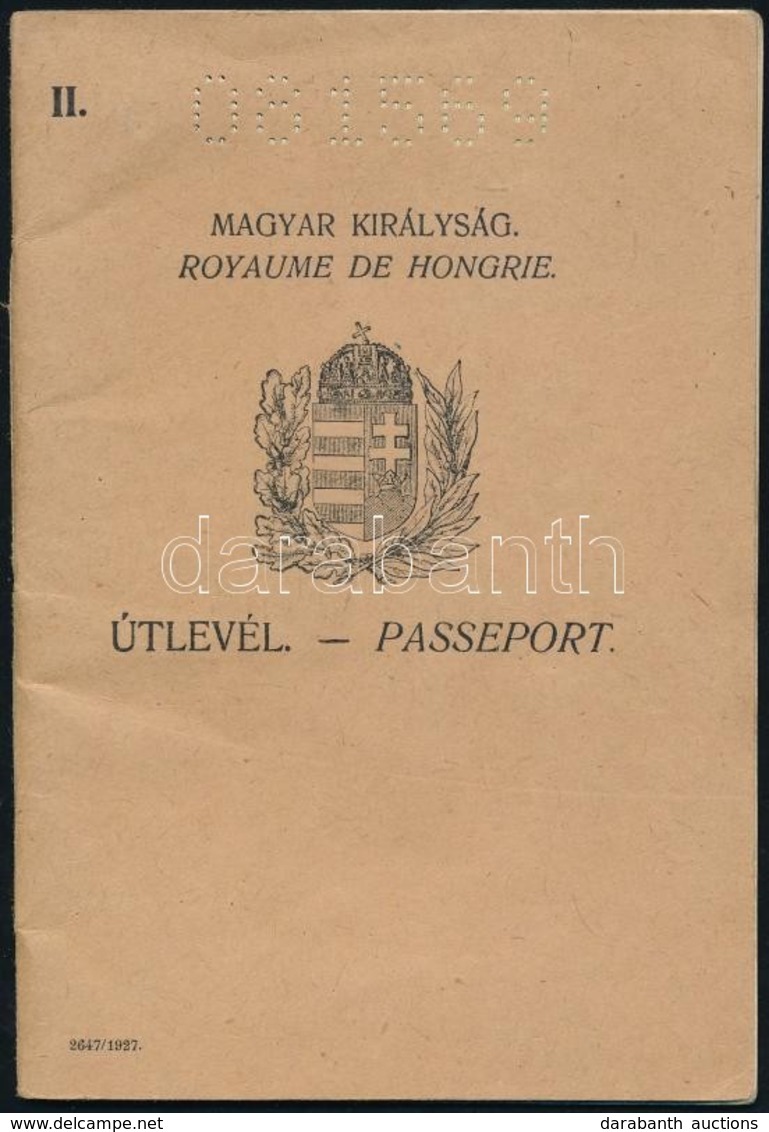 1931 A Magyar Királyság által Kiállított Fényképes útlevél 1 Pengő 60 Fillér Benyomott Illetékbélyeggel, Az Ismert Sorsz - Sin Clasificación