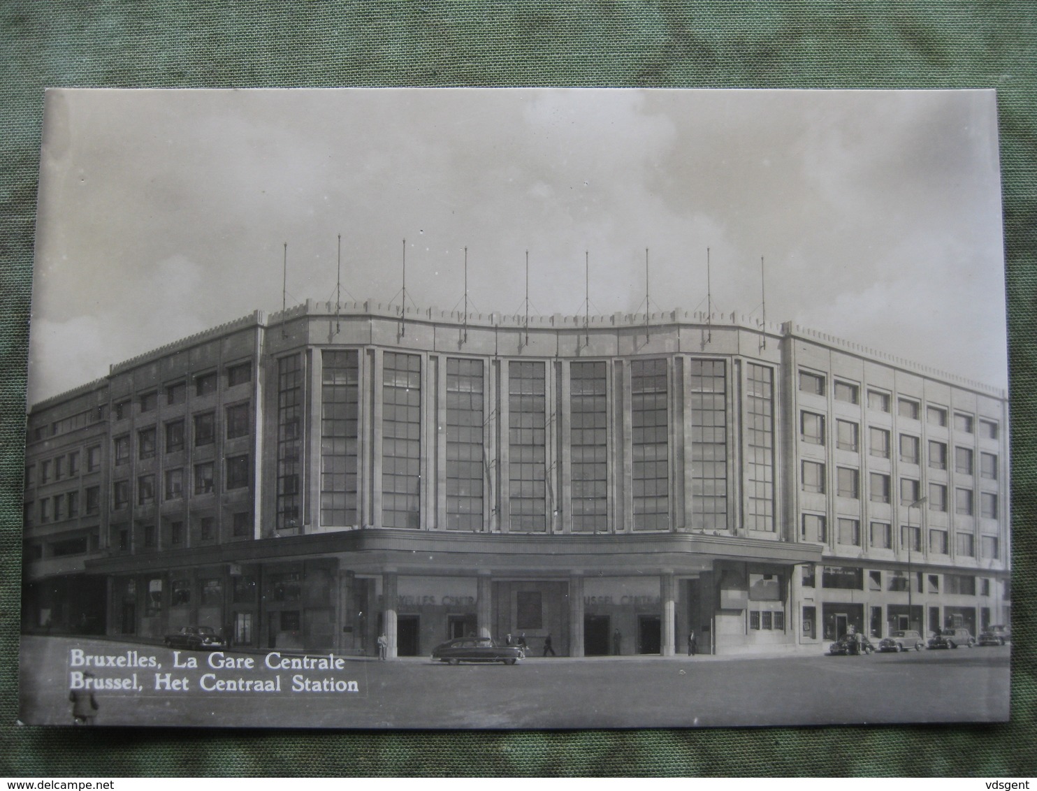 BRUXELLES - CARTE PHOTO - LA GARE CENTRALE 1954 - Andere & Zonder Classificatie