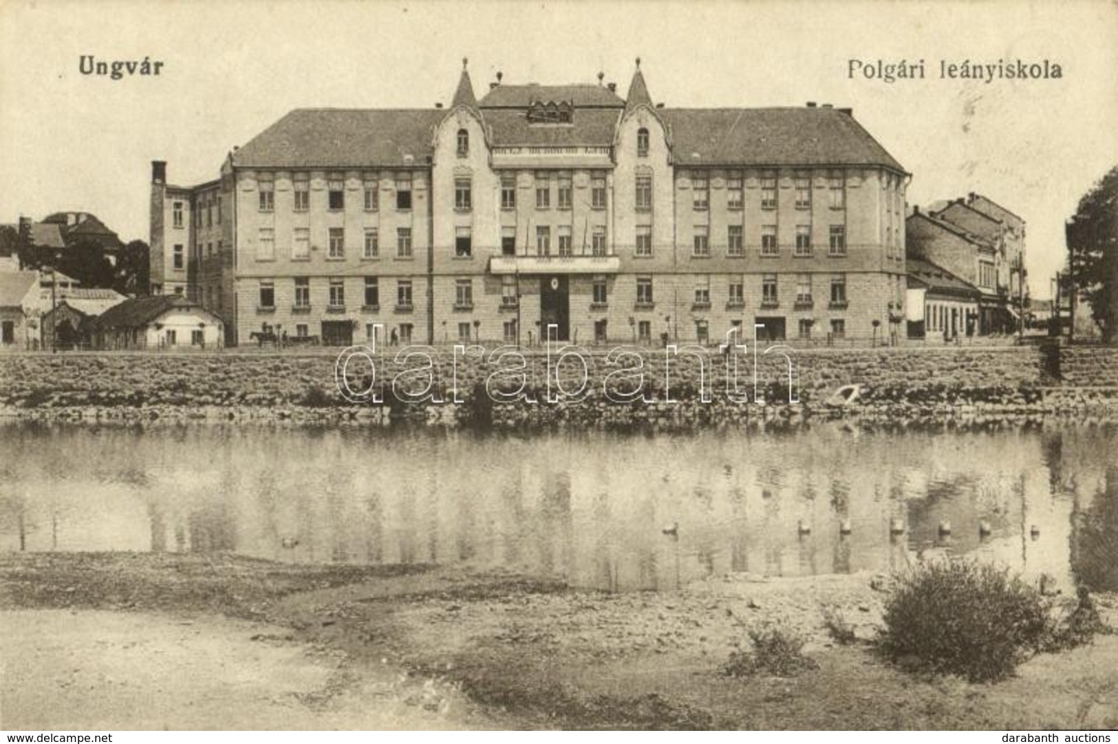 ** T2 Ungvár, Uzshorod, Uzhorod; Új-Polgári Leányiskola / Girl School - Ohne Zuordnung