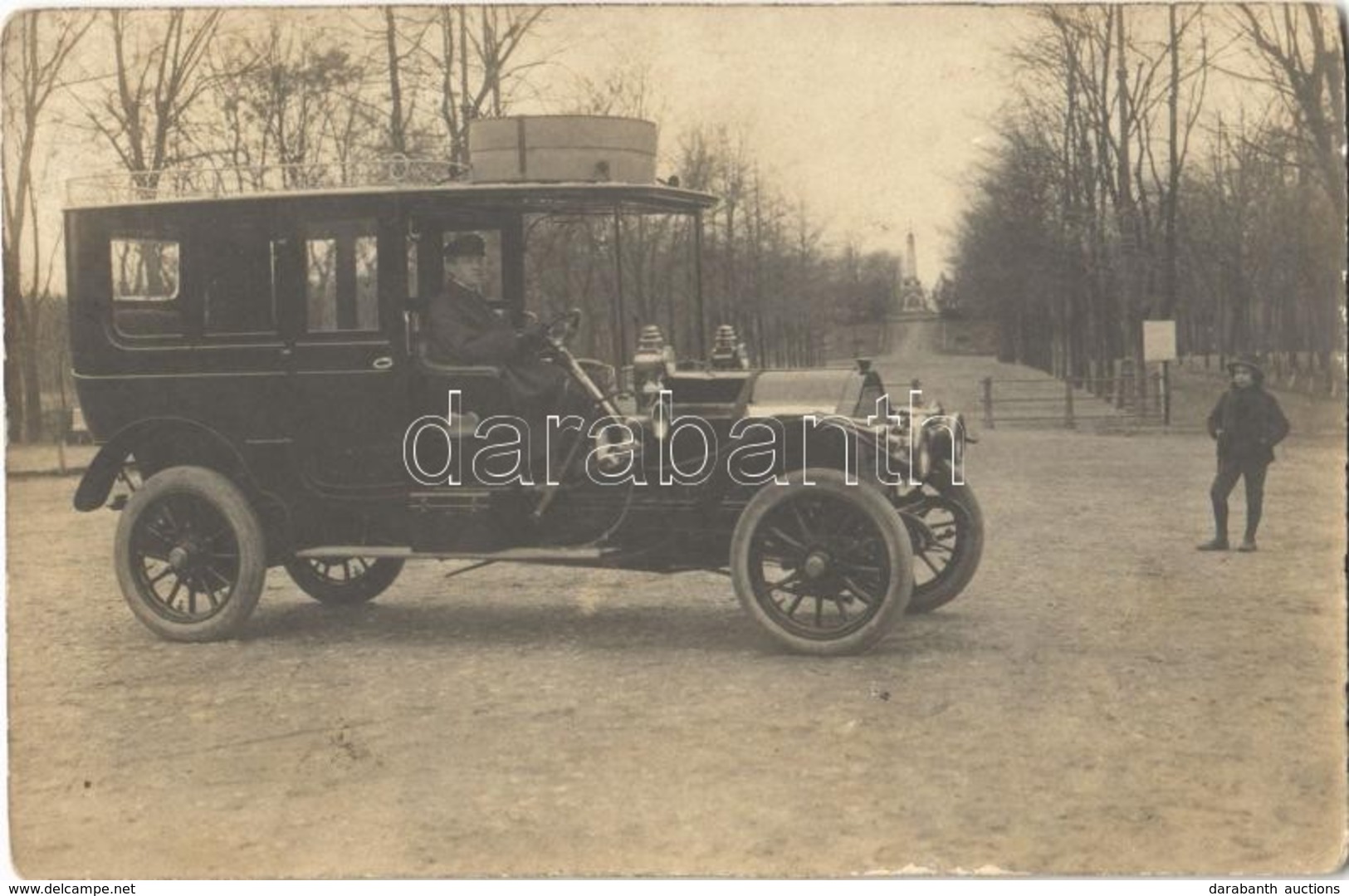 T2/T3 1909 Braila, Autóbusz, Emlékmű A Háttérben / Autobus, Monument In The Background. Photo - Otros & Sin Clasificación