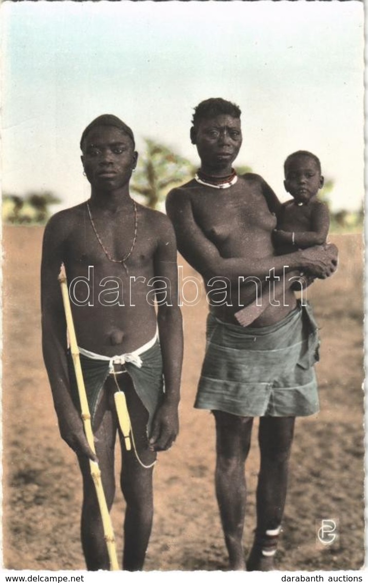 ** T2 Guinée Francaise, Types De Coniaguis / Coniagui Family, Guinean Folklore - Ohne Zuordnung