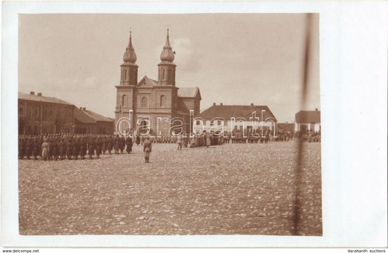 ** T1/T2 Osztrák-magyar Katonák Gyülekezője Slomnikiben / WWI Austro-Hungarian K.u.K. Military, Soldiers Rally At The Ma - Ohne Zuordnung