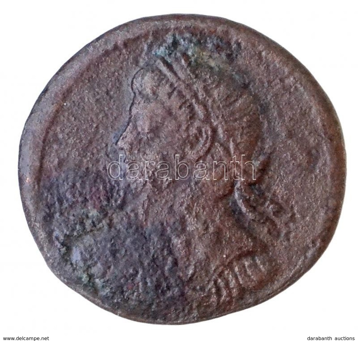 Római Birodalom / Róma / II. Constantius 326. AE3 (1,64g) T:2-,3
Roman Empire / Rome / Constantius II 326. AE3 'CONSTANT - Ohne Zuordnung