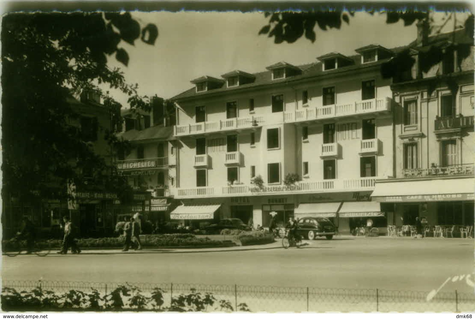 CPA FRANCE - TARBES - L'HOTEL DE LA CROIX BLANCHE - PLACE DE VERDUN - EDIT JOVE PAU. -1950s (5910) - Tarbes