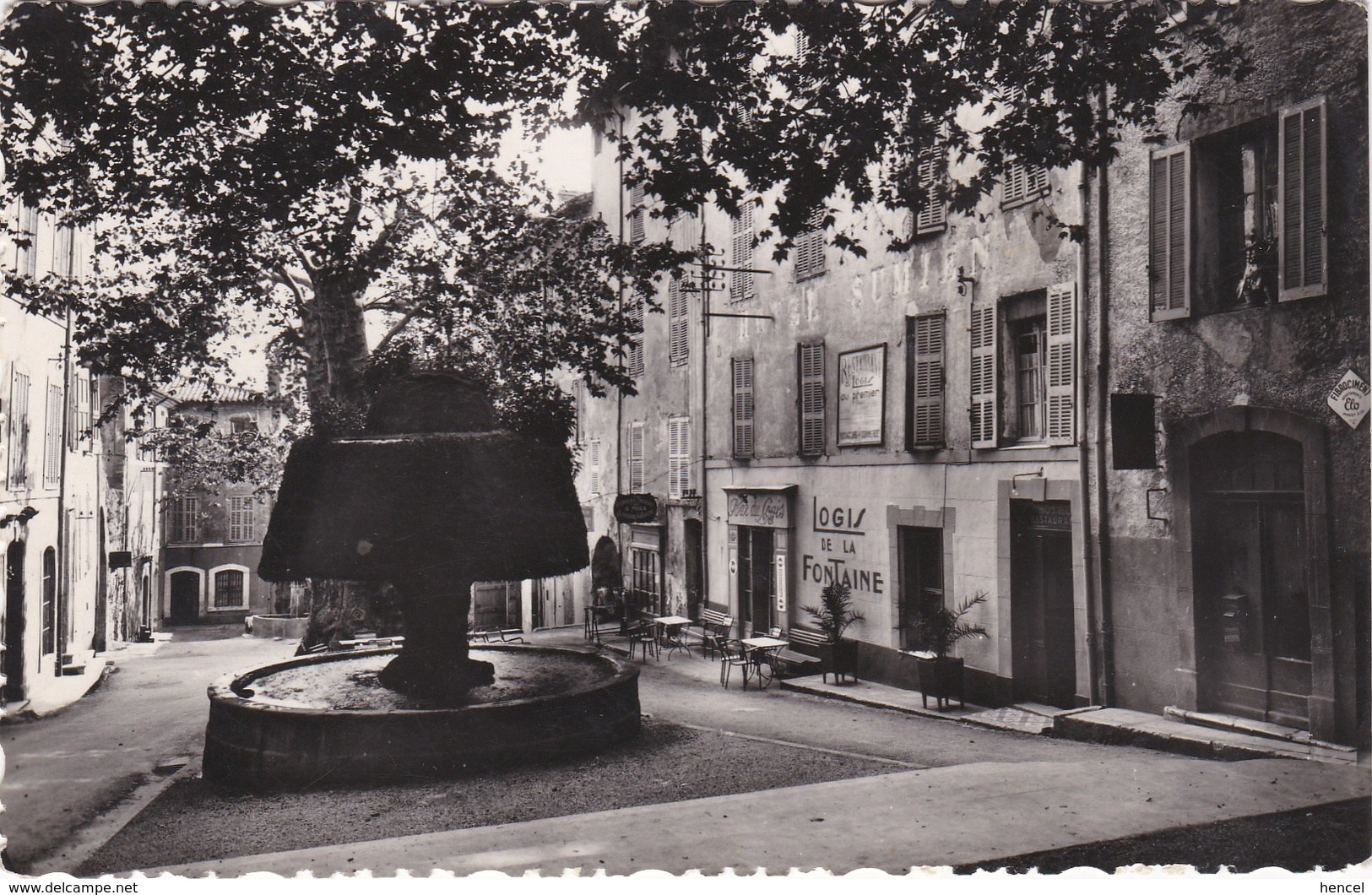 BARJOLS. Place De La Mairie - Barjols