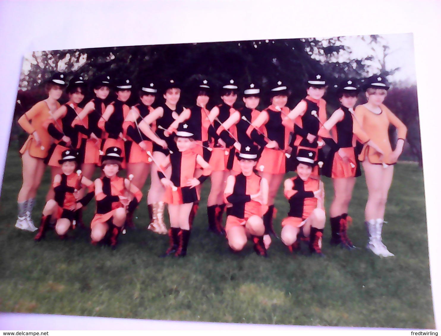 PHOTO MAJORETTES LES BAULCHOISES SAINT GEORGES BELGIQUE - Andere & Zonder Classificatie