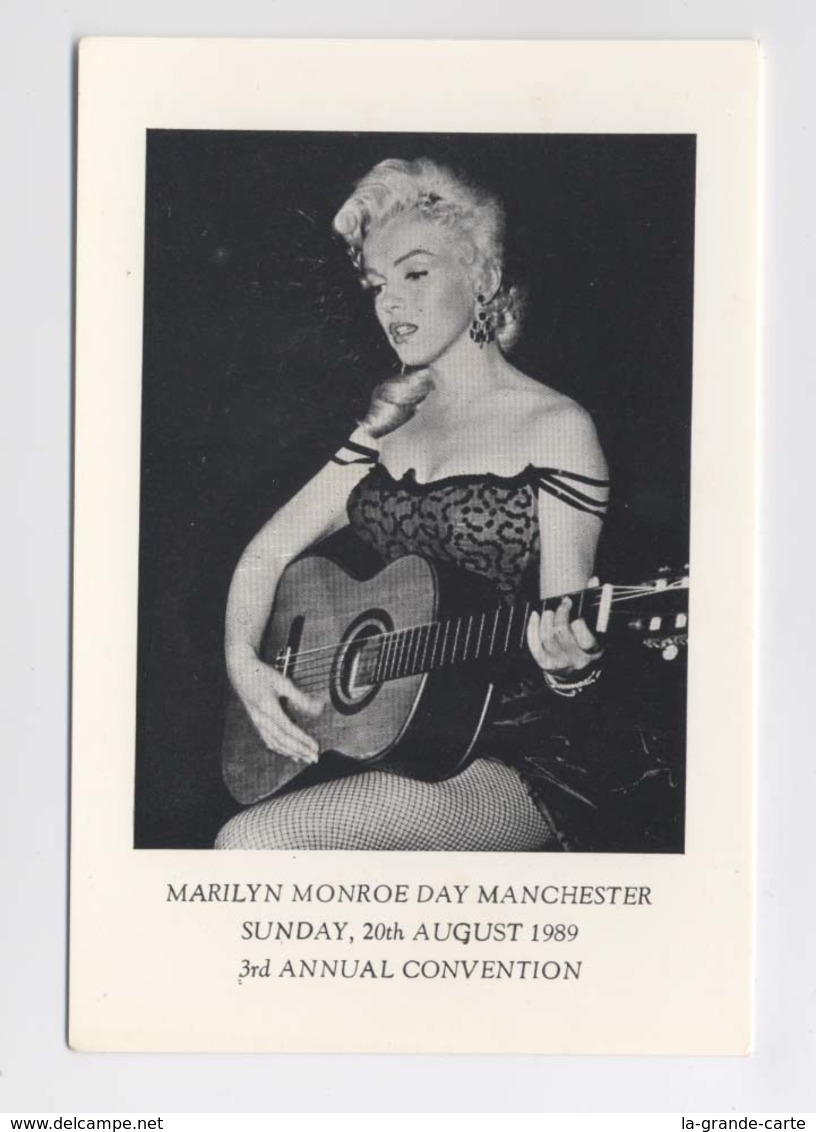 MARILYN MONROE Joue De La Guitare - Marilyn Monroe Day - Manchester - 20th August 1989 - Third Annual Convention - Donne Celebri