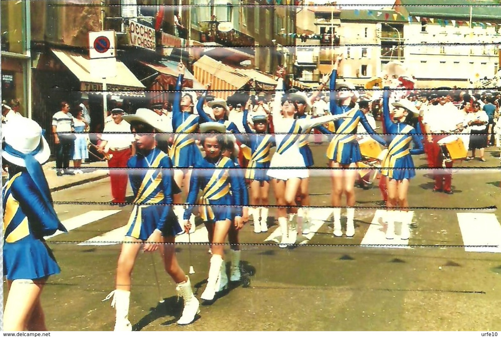 12 - ST AFFRIQUE - PHOTO DES MAJORETTES - Musik Und Musikanten