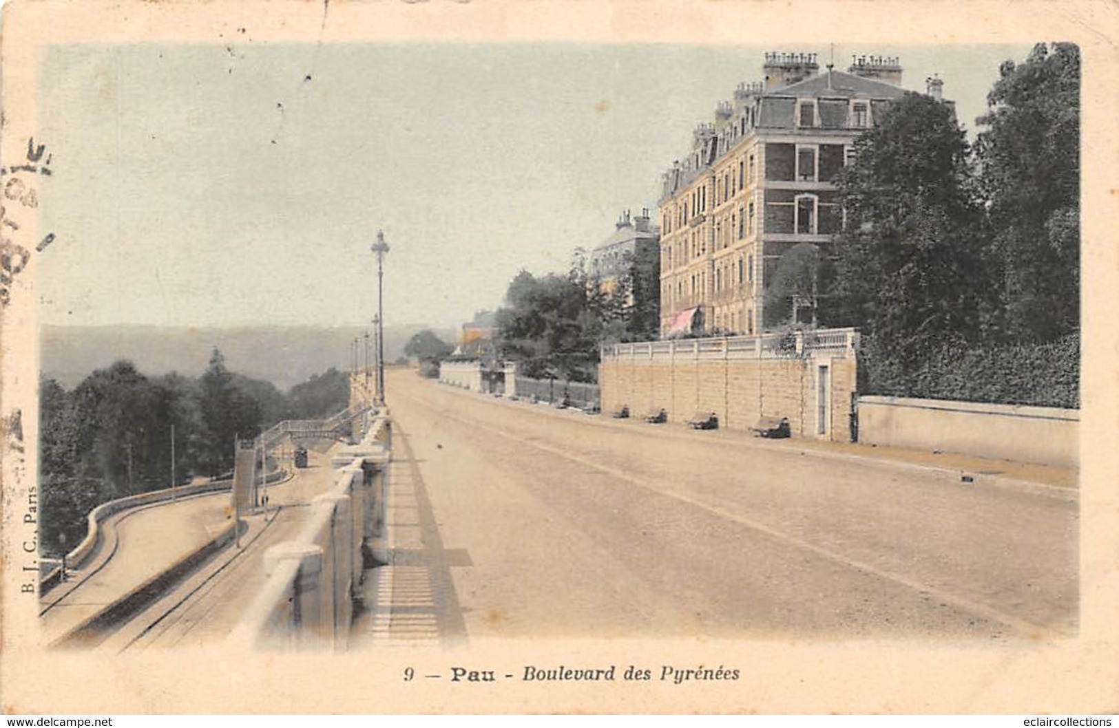 Pau      64           Bd Des Pyrénées            (voir Scan) - Pau