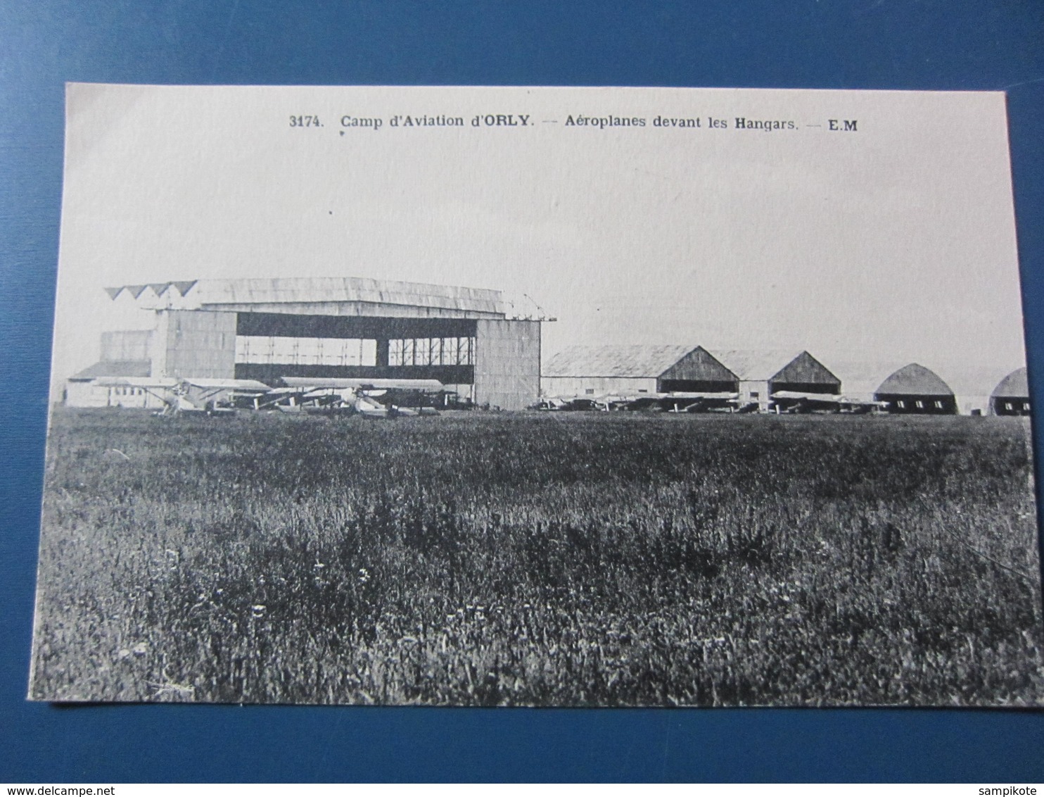 Carte Postale Camp D'aviation D'Orly, Aéroplanes Devant Les Hangars - Aerodromi