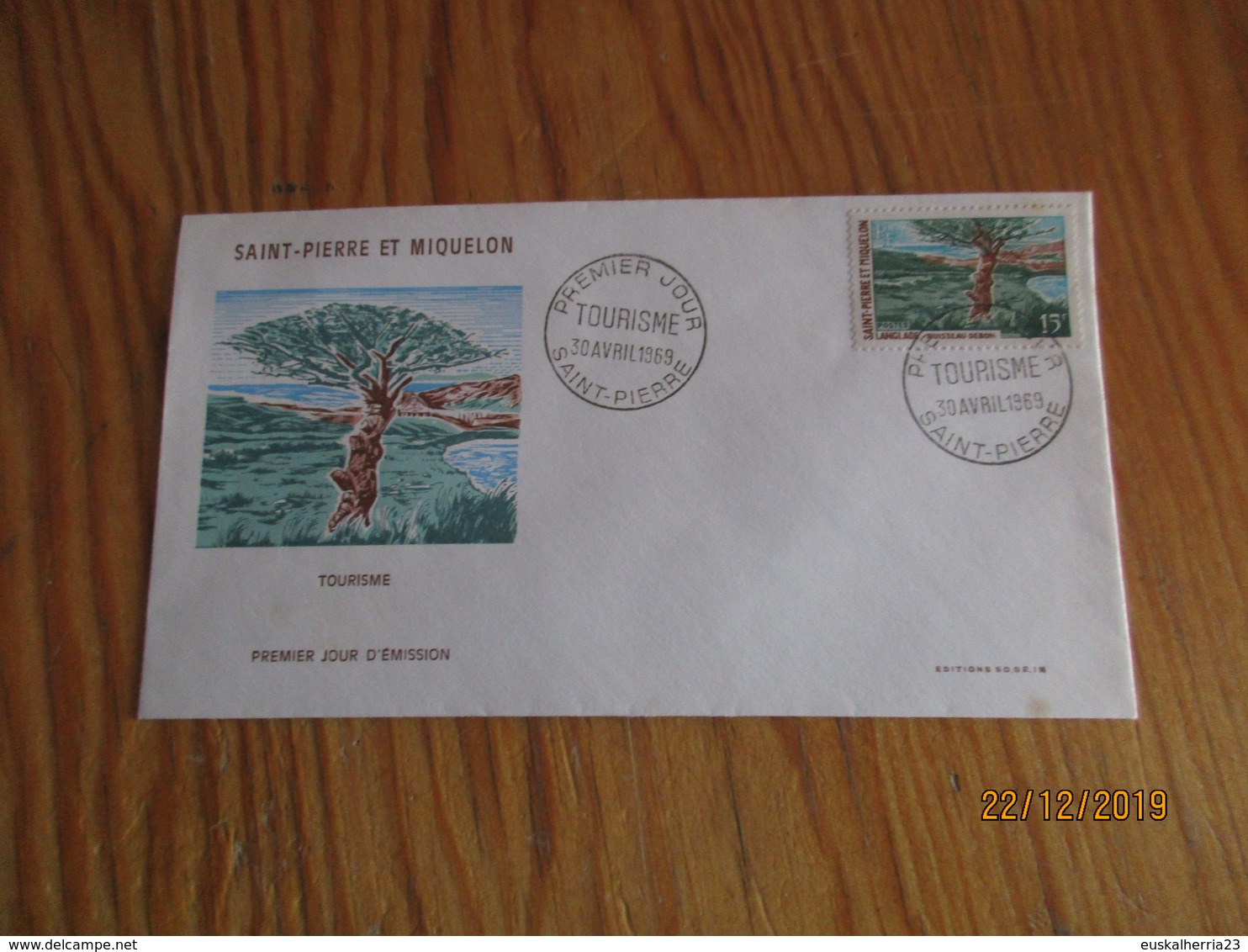 2 Enveloppes 1er Jour Saint-Pierre Et Miquelon Tourisme 1969 - FDC