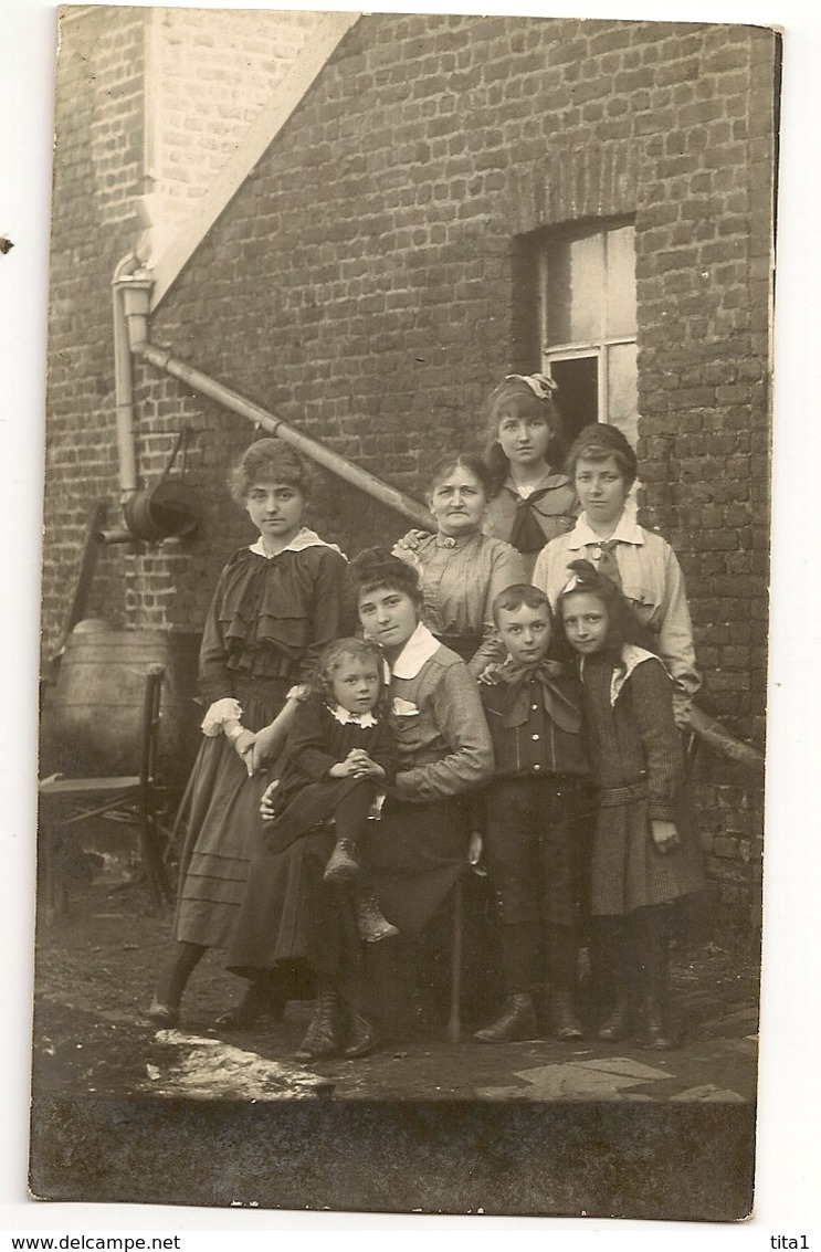 S7940 - Famille- Photo J. BRAHAM Herve - Photographie