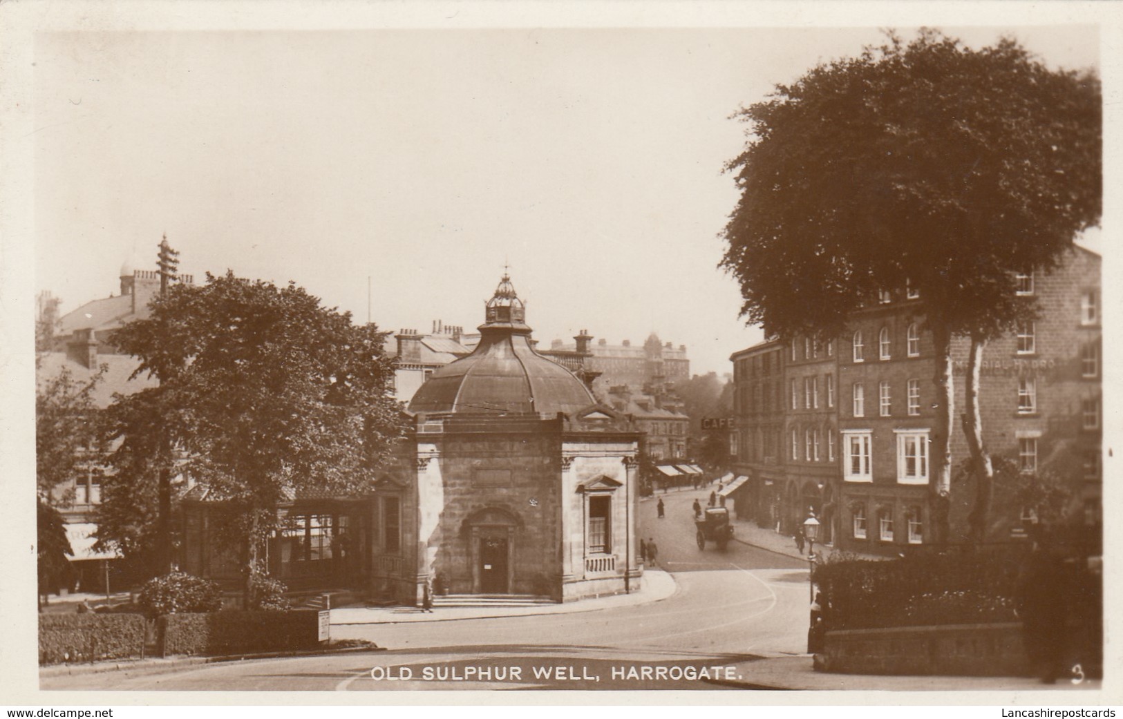 Postcard Old Sulphur Well Harrogate RP My Ref  B13822 - Harrogate