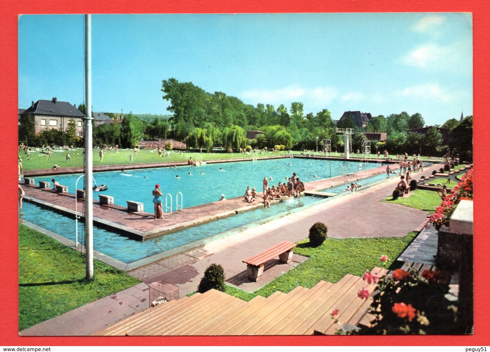 Dudelange. Piscine En Plein Air. - Düdelingen