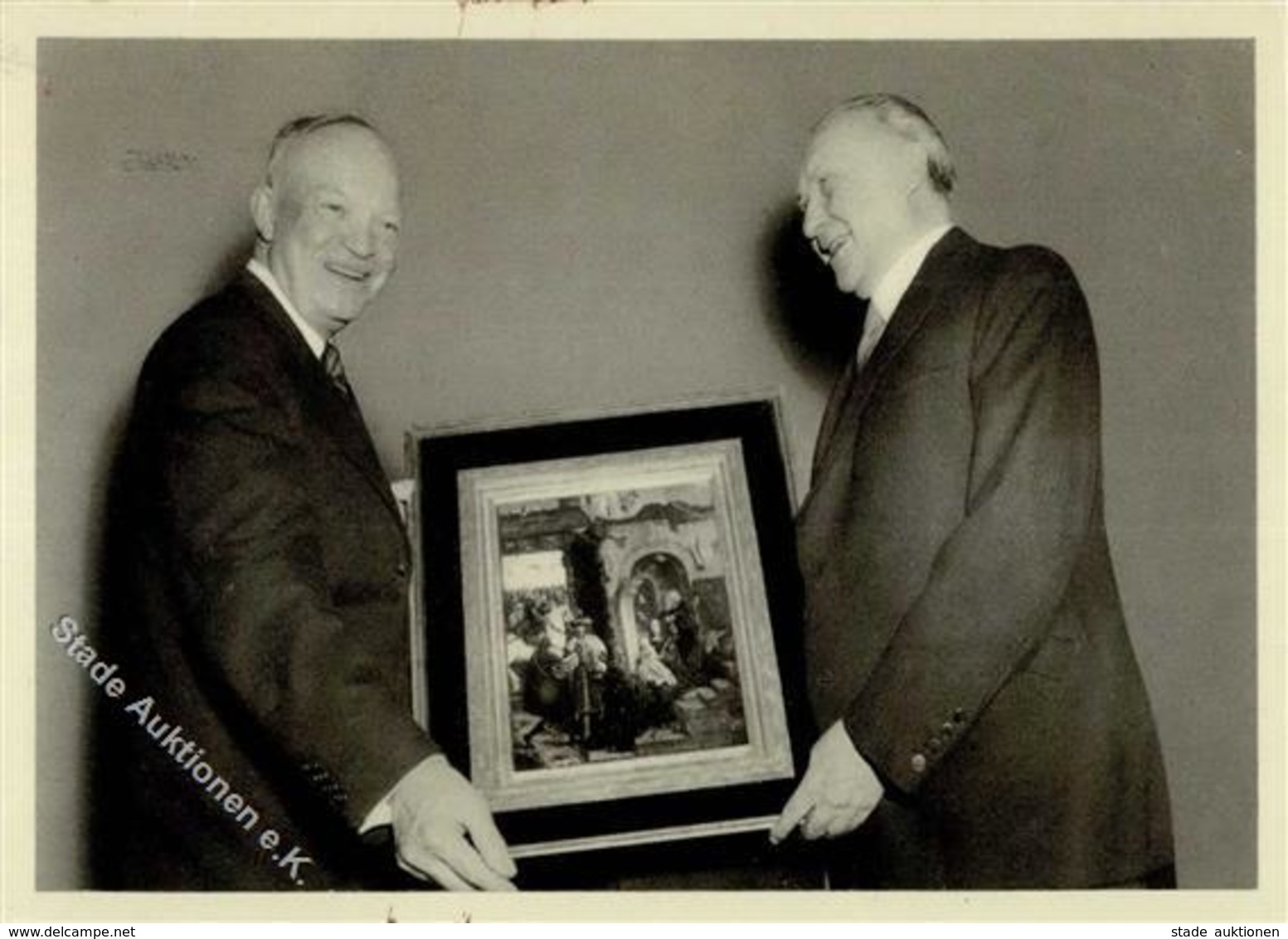 BONN - Bundeskanzler ADENAUER Beim Staatsbesuch In Amerika Schenkt Präsident EISENHOWER Ein Gemälde, 1953 I - Ohne Zuordnung