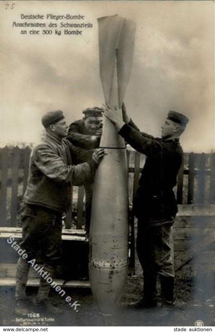 SANKE - Nr. 1066 - Deutsche Flieger-Bombe Anschrauben Des Schwanzteils An Eine 300 Kg Bombe I - Sonstige & Ohne Zuordnung