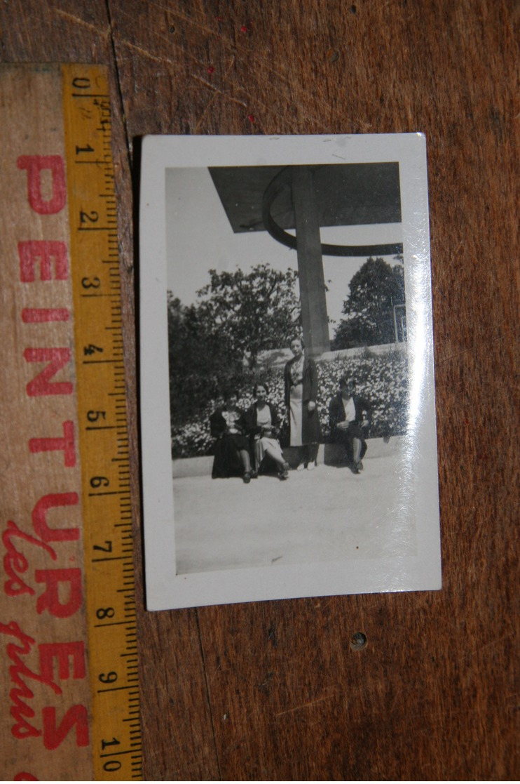 Photo Ancienne Originale Années 20 Montpellier Esplanade Kiosque Bosc De Famille - Personnes Identifiées