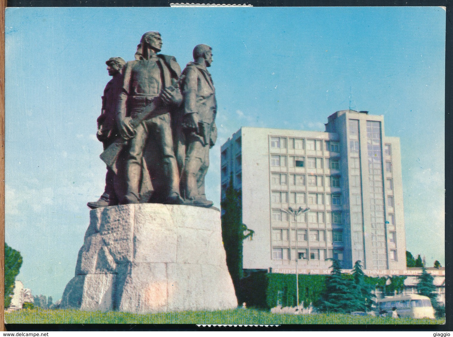 °°° 15126 - ALBANIA - SHKODRA - VIEW OF THE ROZAFA HOTEL - 1987 With Stamps °°° - Albania