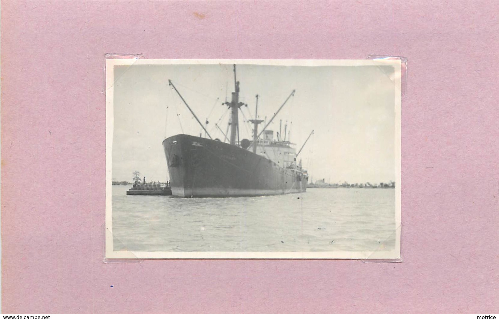 COTE D'IVOIRE -  Cargo "Cernay",compagnie Cyprien Fabre (photo Années 50, Format 8,3 Cm X 5,6cm ) - Bateaux