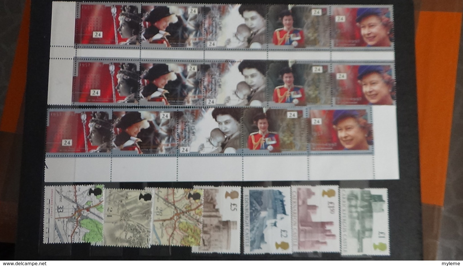 B78 Collection De 16 Enveloppes + 19 Carnets ** + 446 Timbres ** De Grande Bretagne. Très Beau. - Collections (with Albums)