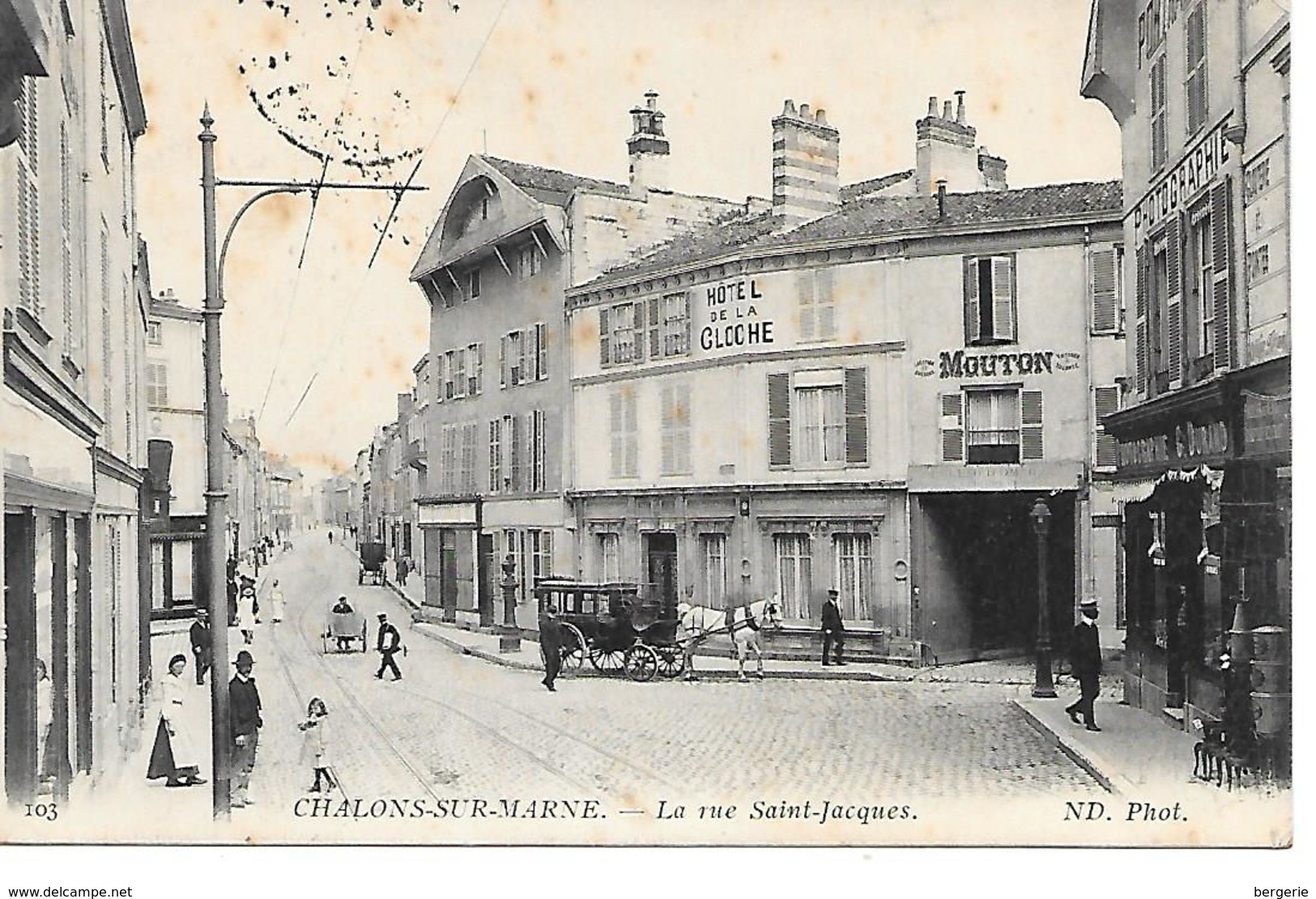 12/18      51   Chalons Sur Marne     Hotel De La Cloche  Rue Saint-jacques    (animations) - Châlons-sur-Marne