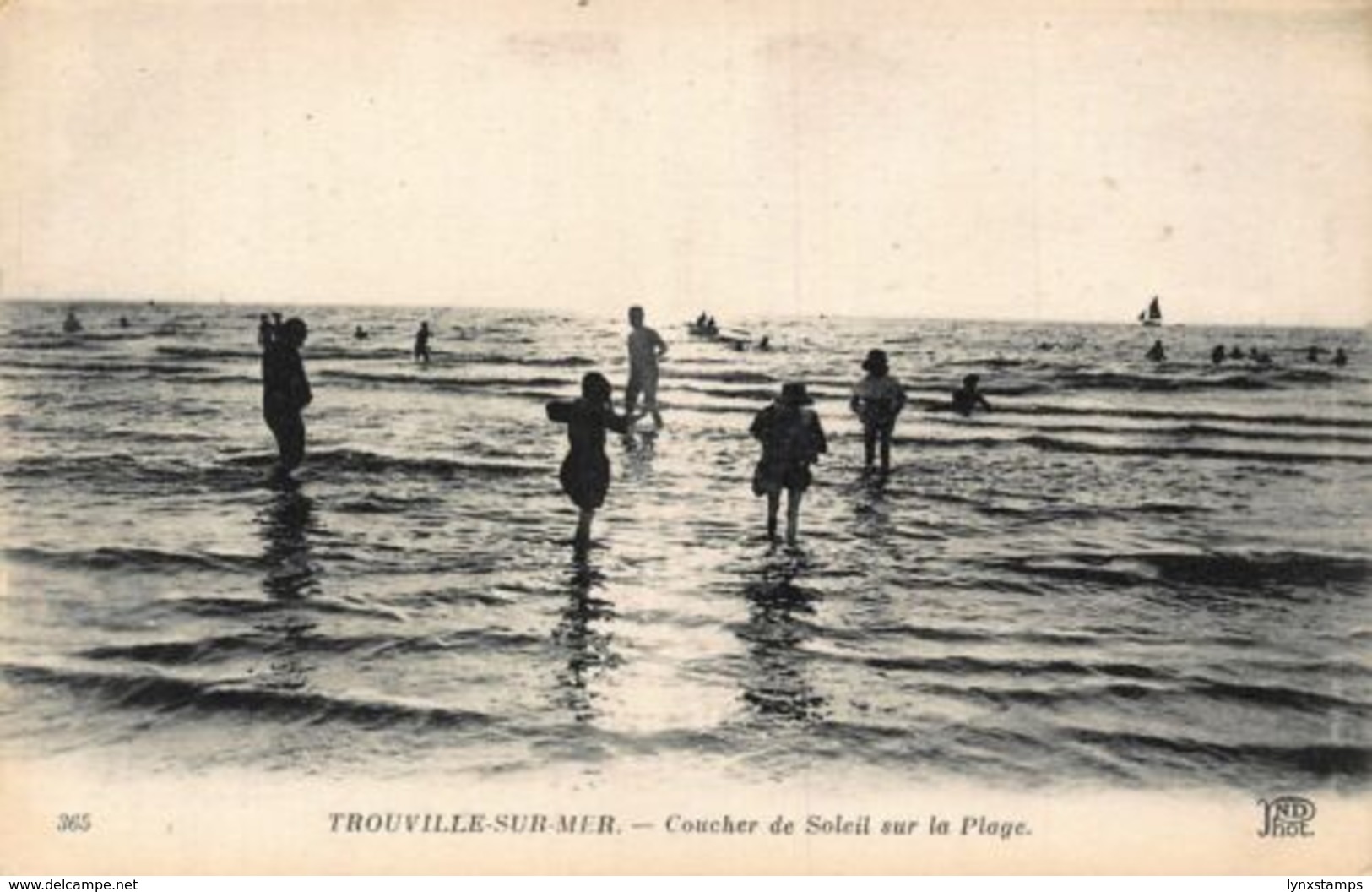 France Trouville Sur Mer Coucher De Soleil Sur La Plage Beach Postcard - Other & Unclassified