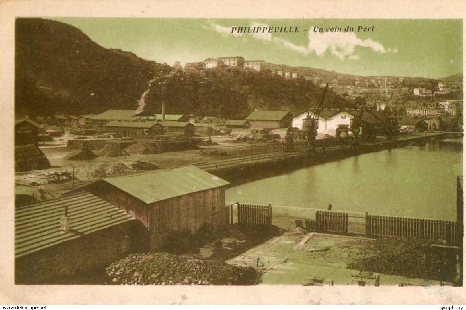 Algérie. CPA. PHILIPPEVILLE.  Un Coin Du Port. Grue, Usines.  1931. - Skikda (Philippeville)