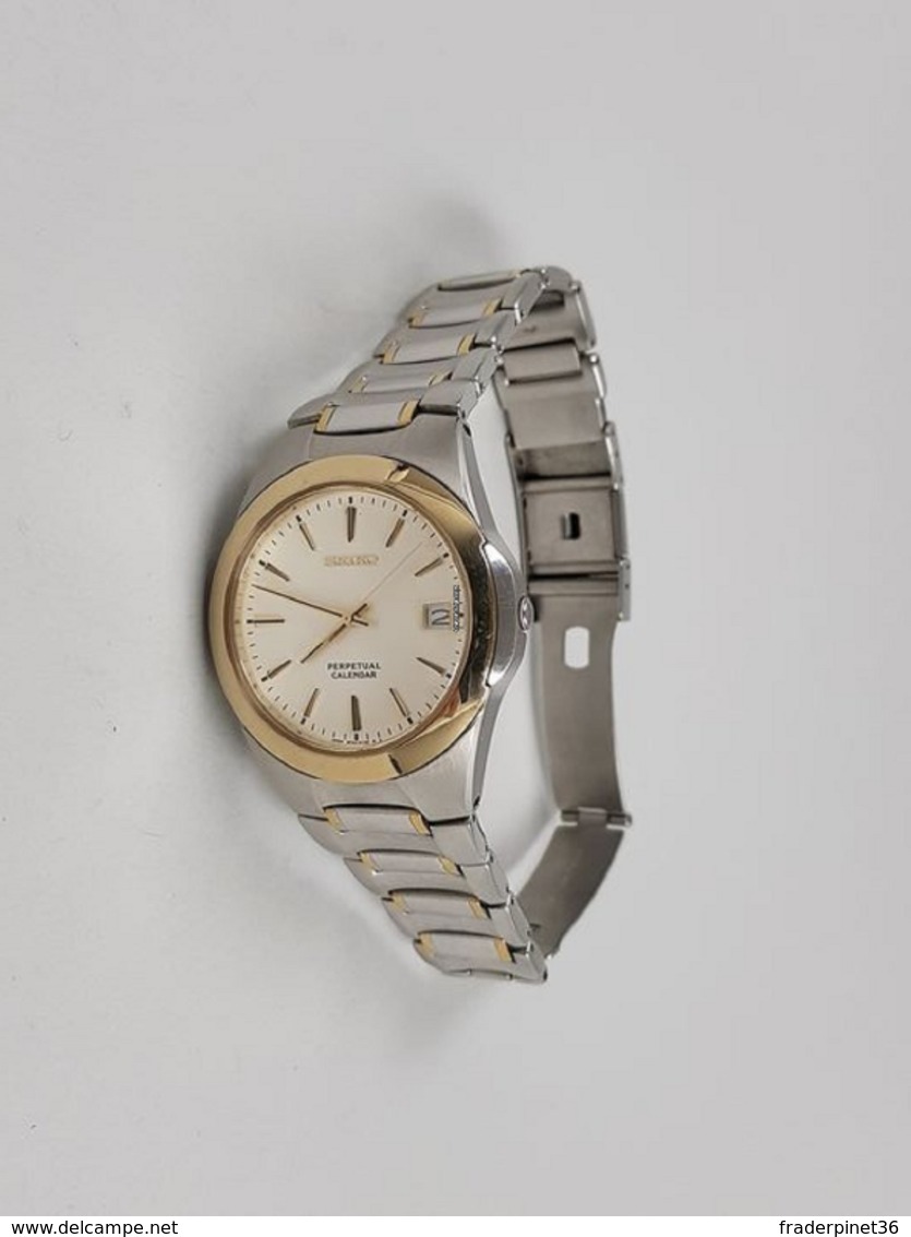 Bracelets - Seiko - Perpetual Calendar SGP Bezel Quartz Men - 8F32-0130 -  montre au poignet gauche femme - 2010