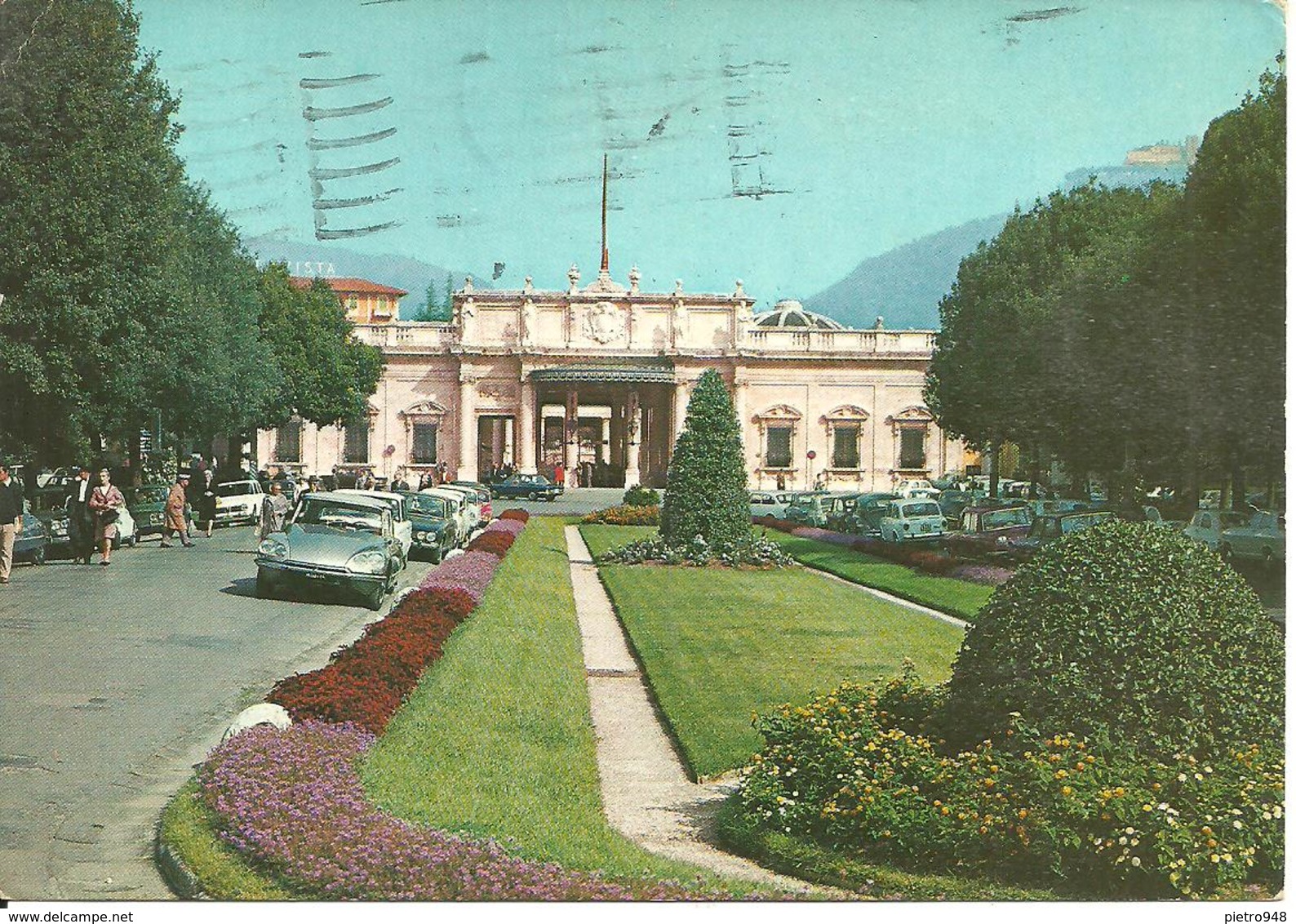 Montecatini Terme (Pistoia) Stabilimento Tettuccio, Giardini Ingresso, Auto Citroen DS, Tettuccio Establishment - Pistoia