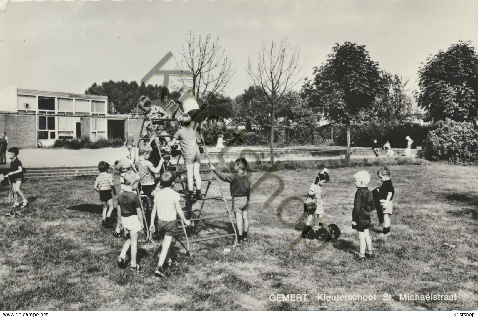 Gemert - Kleuterschool St. Michaëlstraat  [5C-187 - Gemert